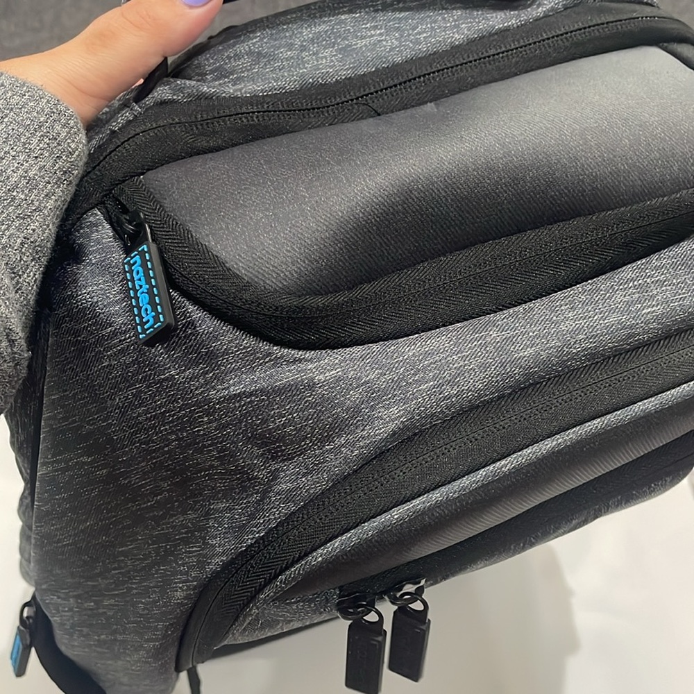 Naztech Smartpack Multi-Utility Travel Backpack. - Picture 11 of 14